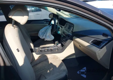 2015 Hyundai Sonata Se z USA, uszkodzony, nr VIN 5NPE24AF5FH170814